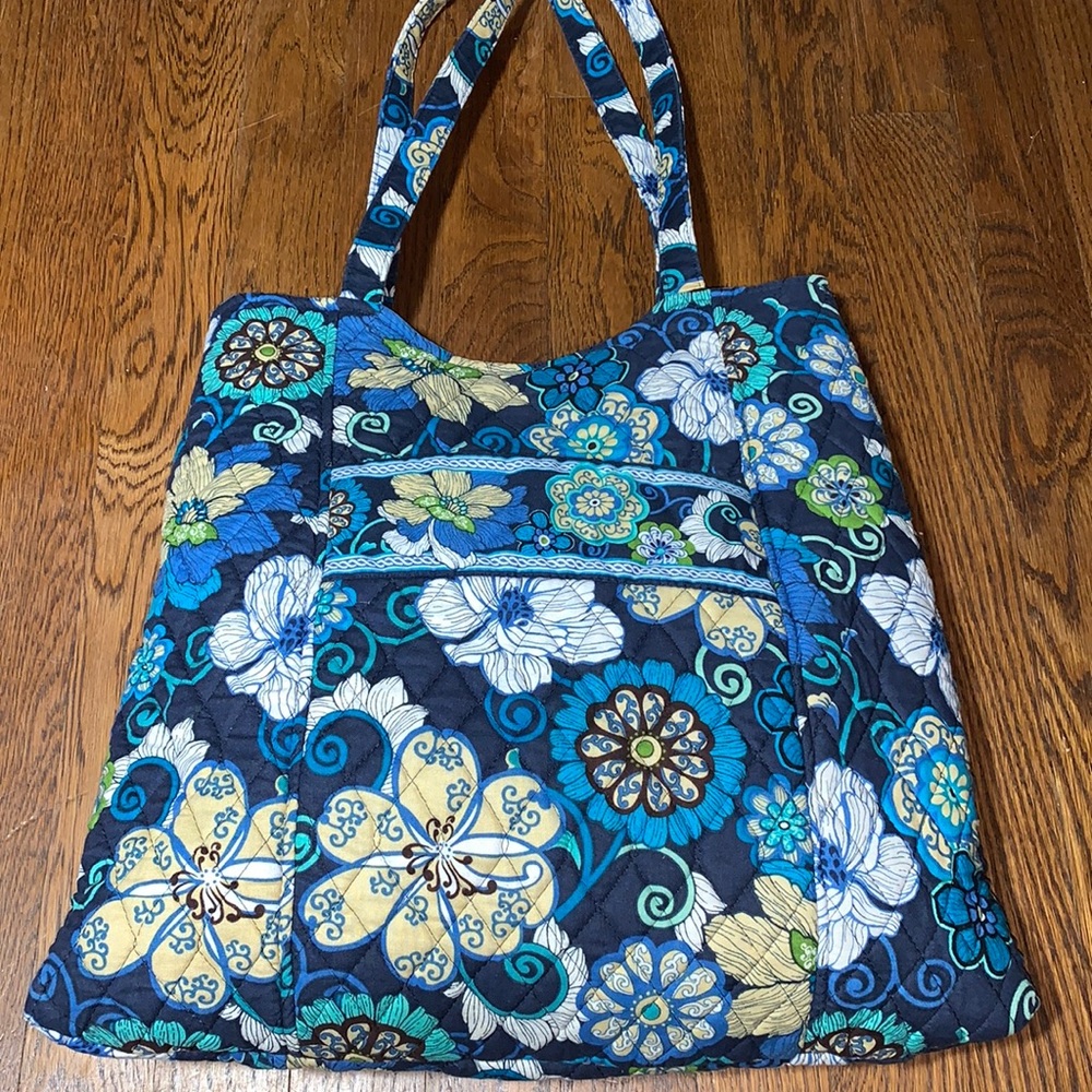 Vera Bradley large Tote